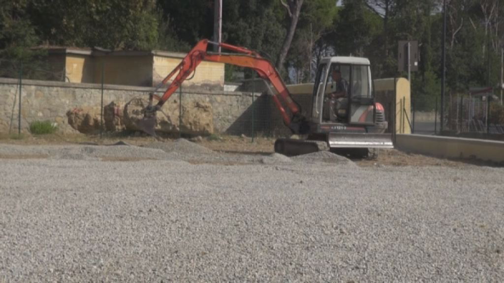 Poggio a Caiano, presto pronto un parcheggio auto per il centro. E il sindaco sprona il Poggio a Caiano, presto pronto un parcheggio auto per il centro. E il sindaco sprona il
