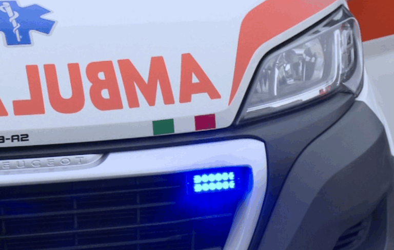 Scontro auto-moto sull’A11 tra Prato Ovest e Prato Est: due feriti